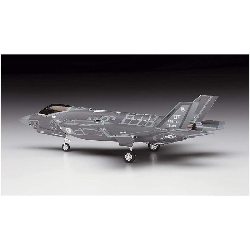 Hasegawa F-35A Lightning II E42 1/72 Scale Plastic Model Kit