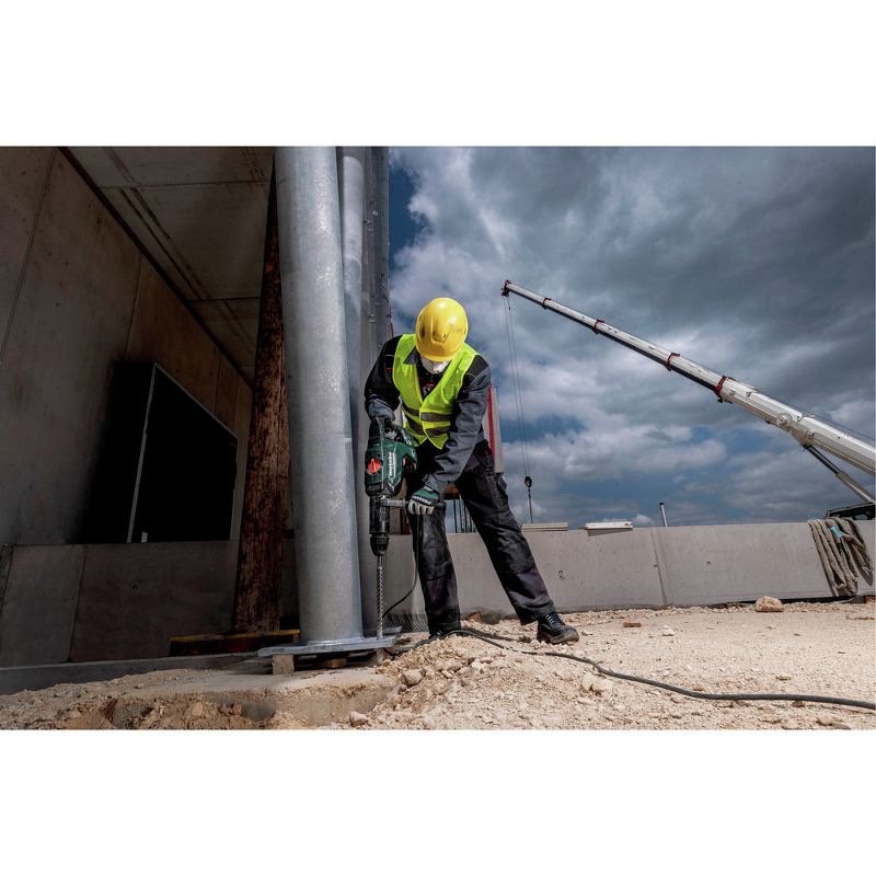 Metabo 600767620 KHEV 11-52 BL 14.8 Amp 190/270 RPM SDS-MAX Combination Brushless 2-1/16 in. Corded Rotary Hammer