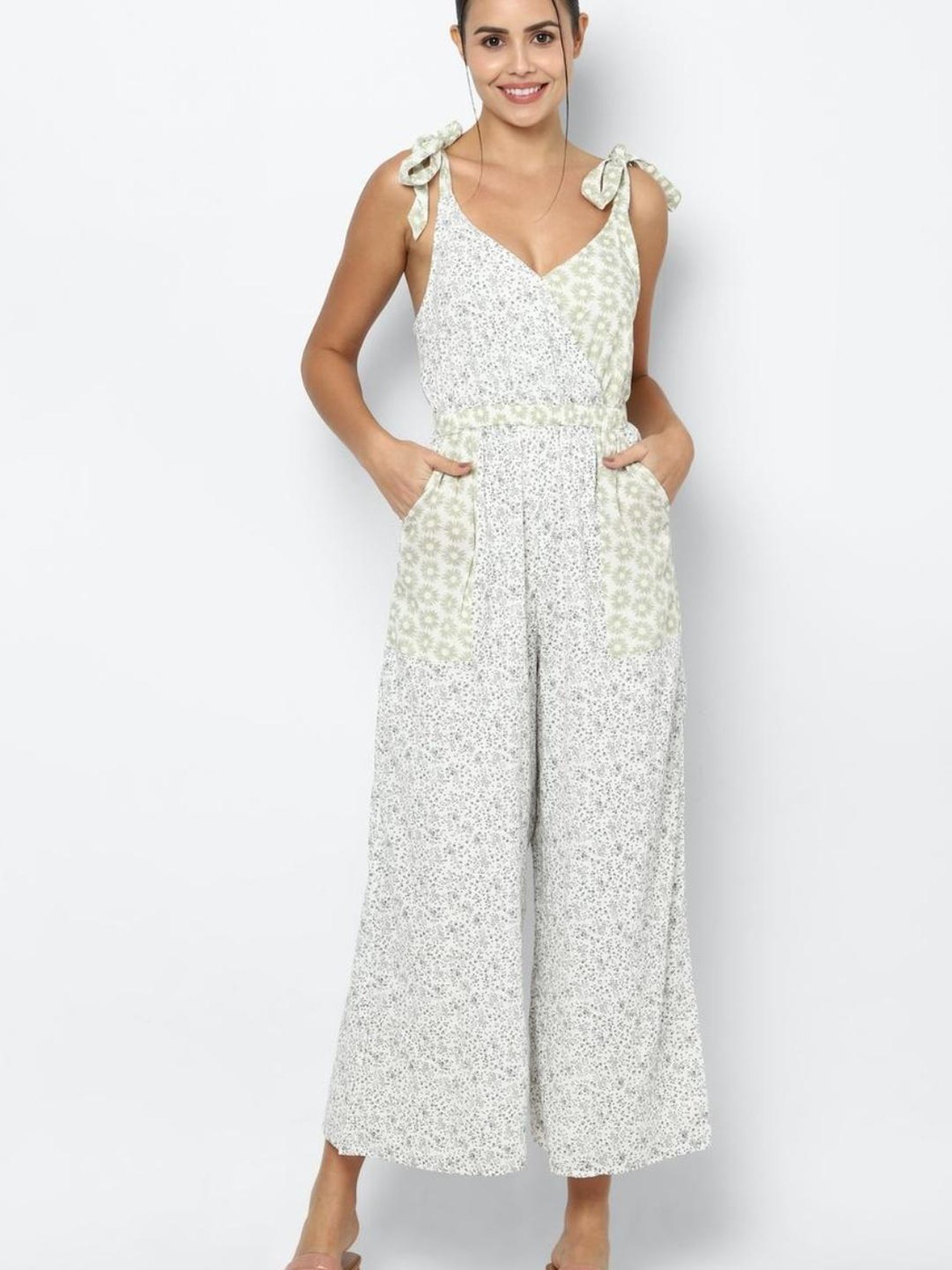 American Eagle Outfitters Green Floral Print Jumpsuit