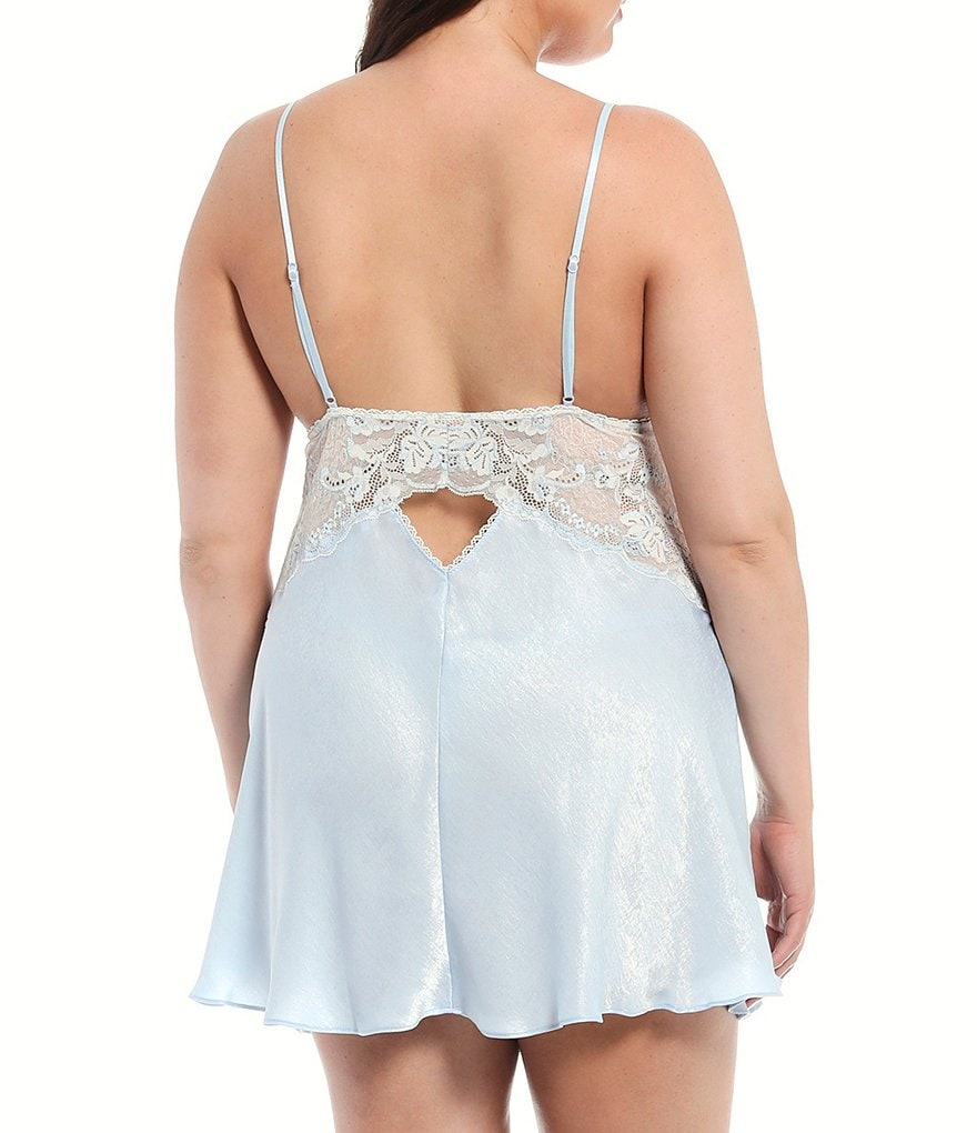 In Bloom by Jonquil Plus Size Cross Dye Lace & Shimmer Sleeveless Satin Chemise