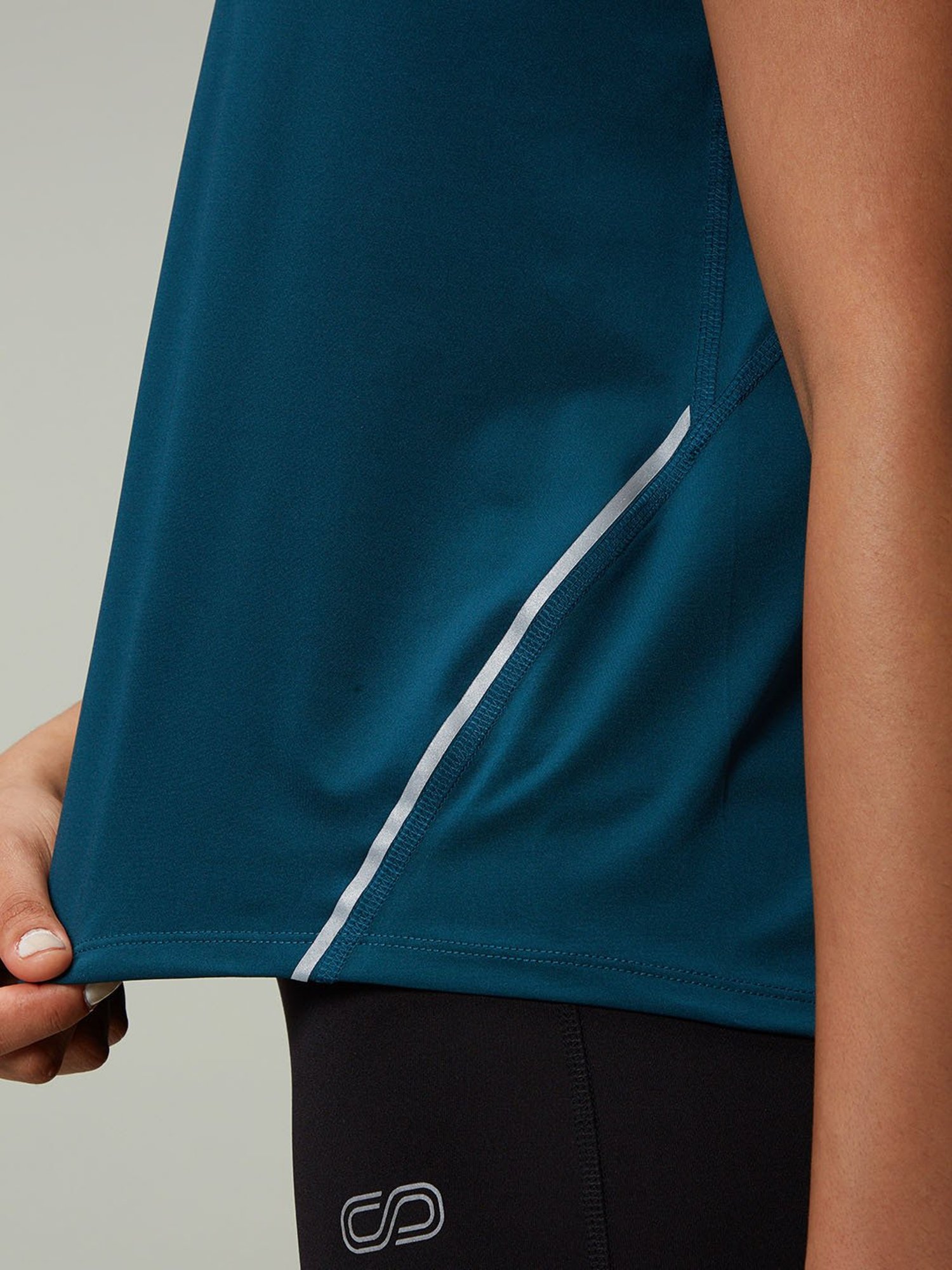 SILVERTRAQ Teal Relaxed Fit T-Shirt