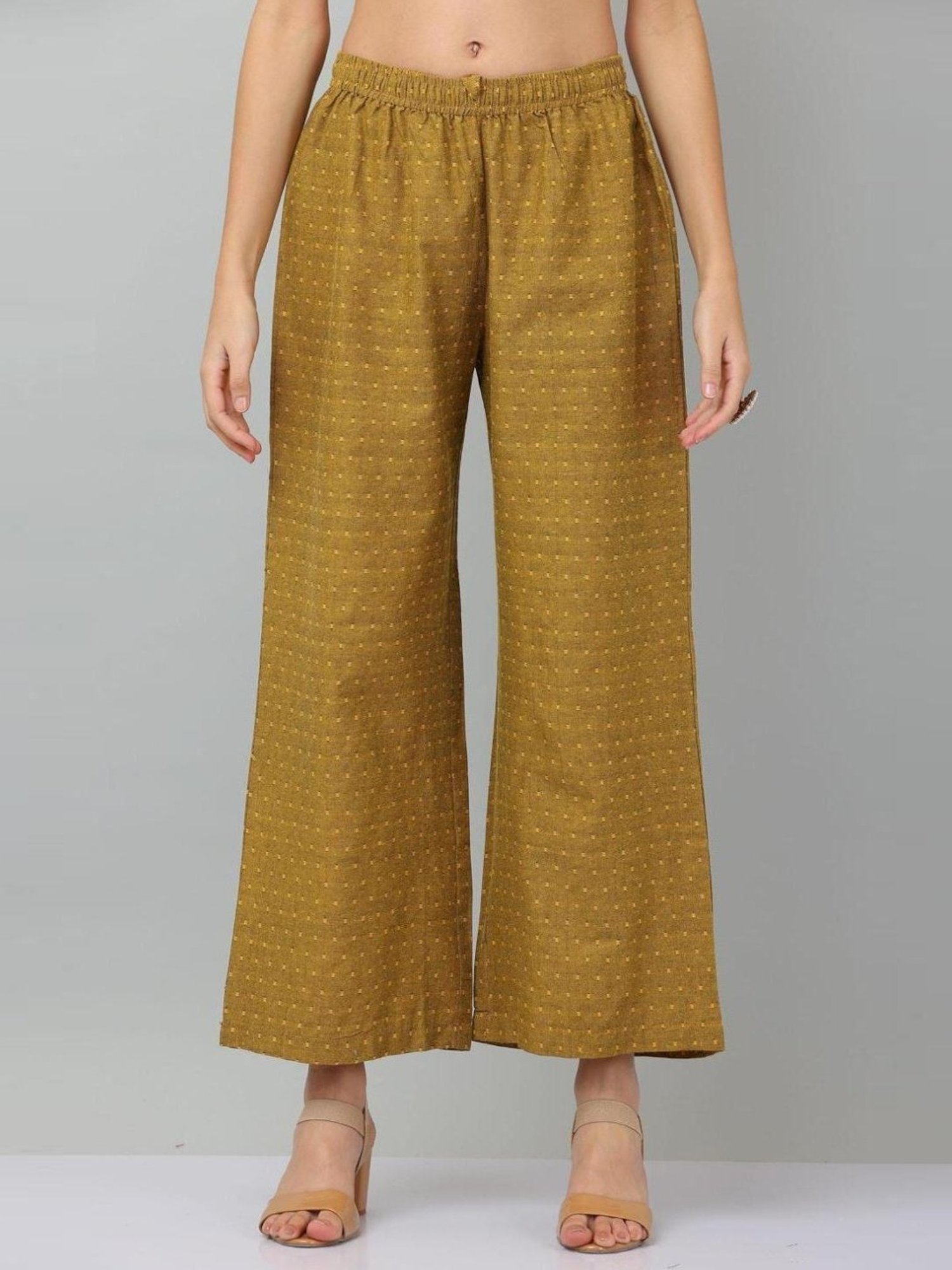 Kaanchie Nanggia Mustured Causal Wear Shirt and Pant Set