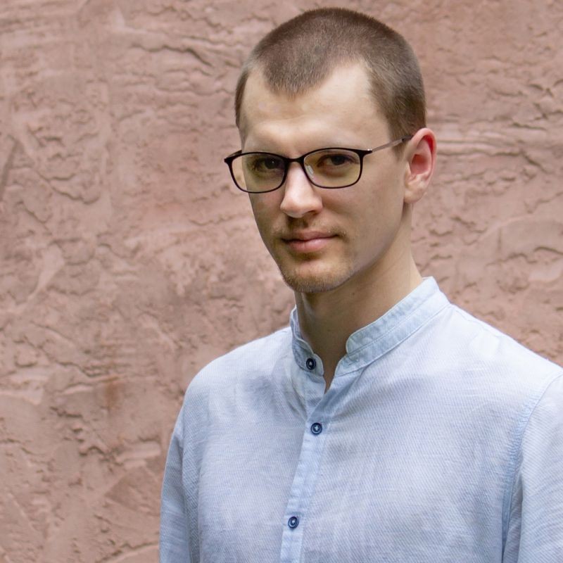 Umizato Super Lightweight Blue Light Blocking Glasses - Computer Gaming for Men Women - Minimalist Design, Anti-Glare UV Filter Blocker, Reduce Eye Strain, Migraine, Light Sensitivity (Orion in Black)