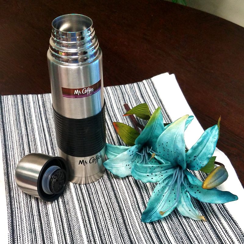 20oz Stainless Steel Vacuum Water Bottle Love is Love - Pride