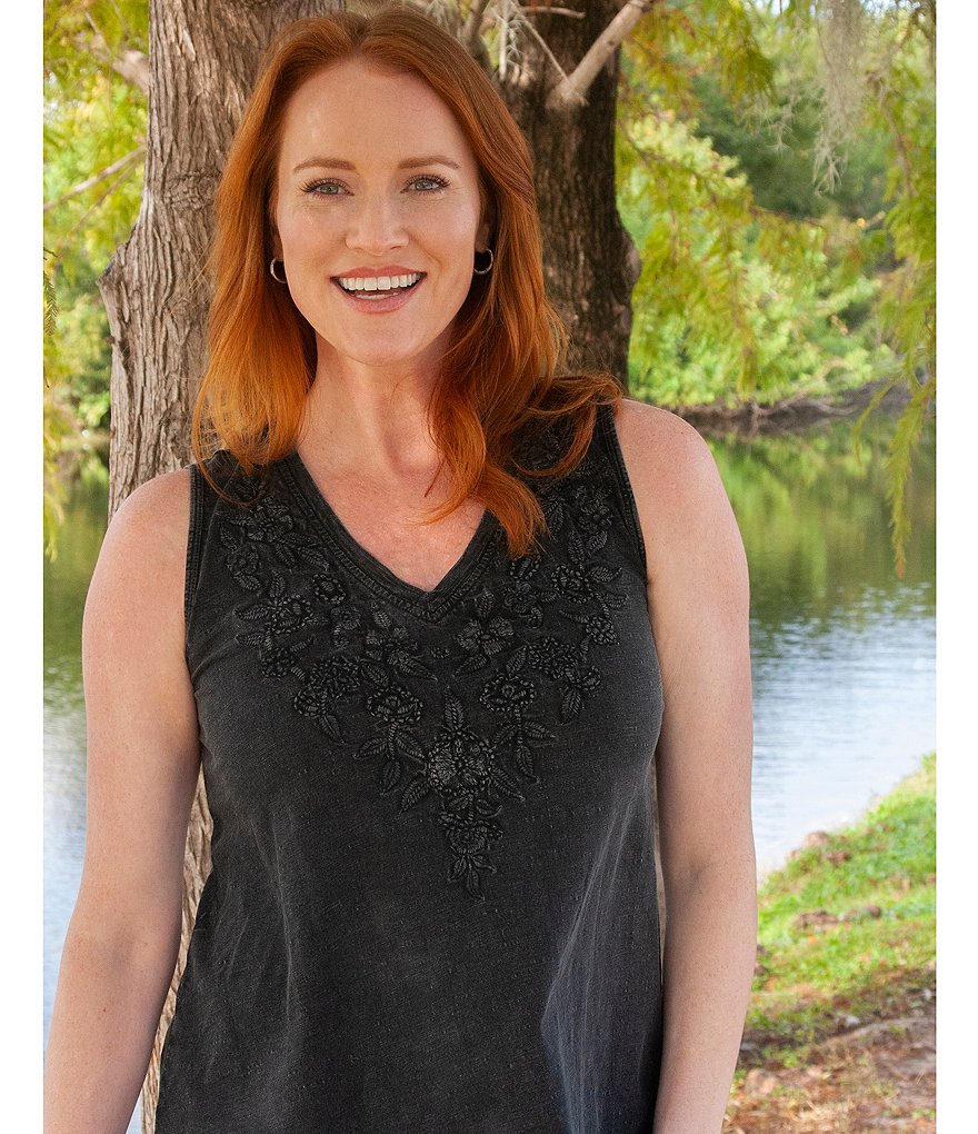 Karyn Seo Saira Vintage Embroidered V-Neck Boho Tank Top
