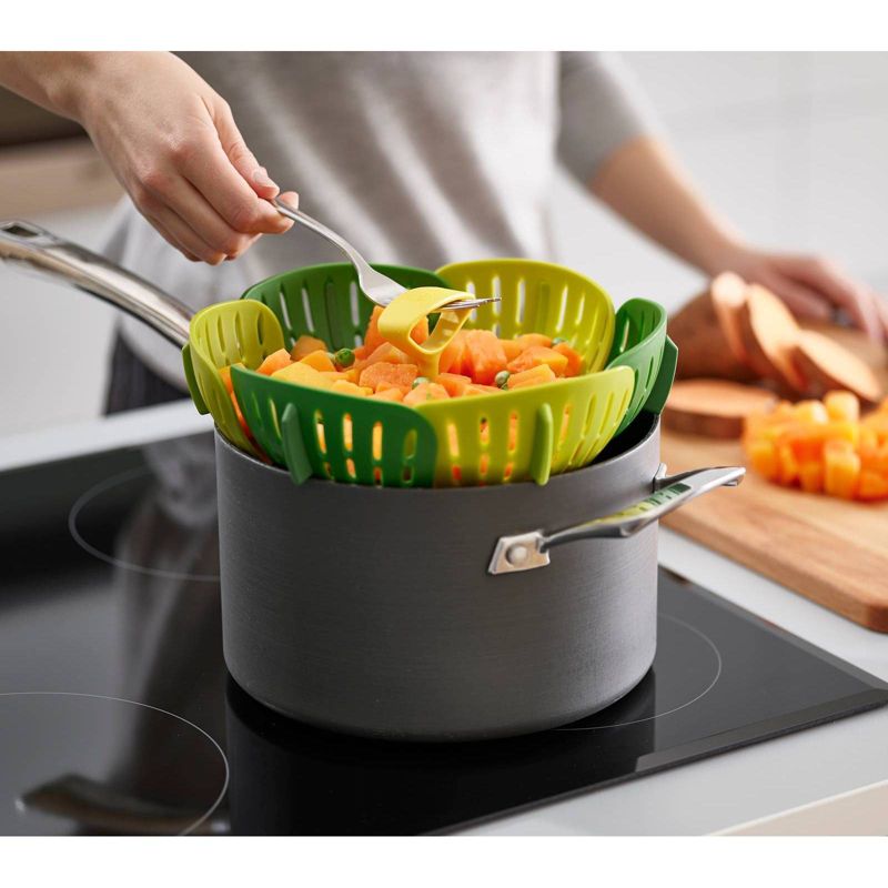 Joseph Joseph Bloom Collapsible Steamer Basket Green