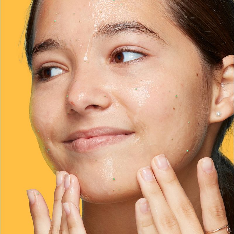 Clean & Clear Morning Burst Oil-Free Hydrating Face Wash - 8 fl oz