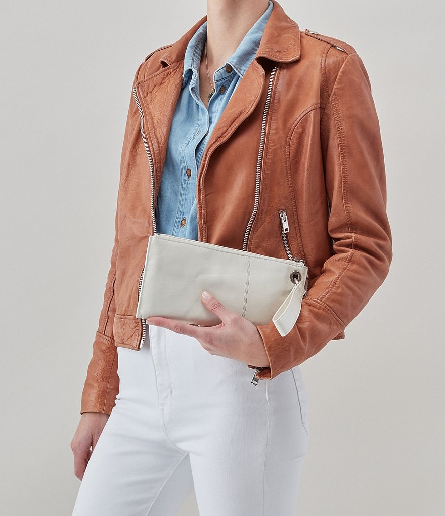 HOBO Vida Top-Grain Leather Zip Wristlet