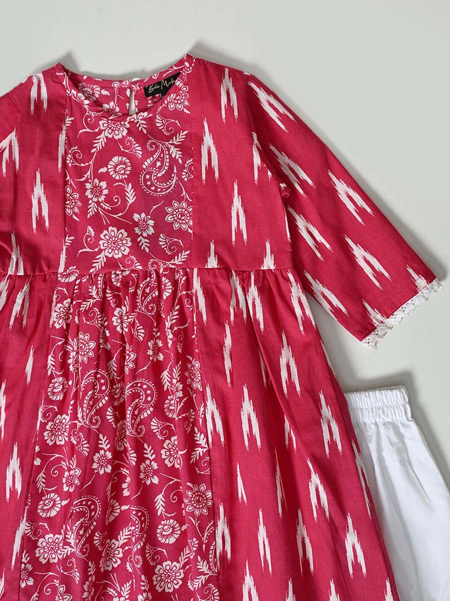 Bella Moda Kids Red & White Cotton Printed Kurti & Pyjamas