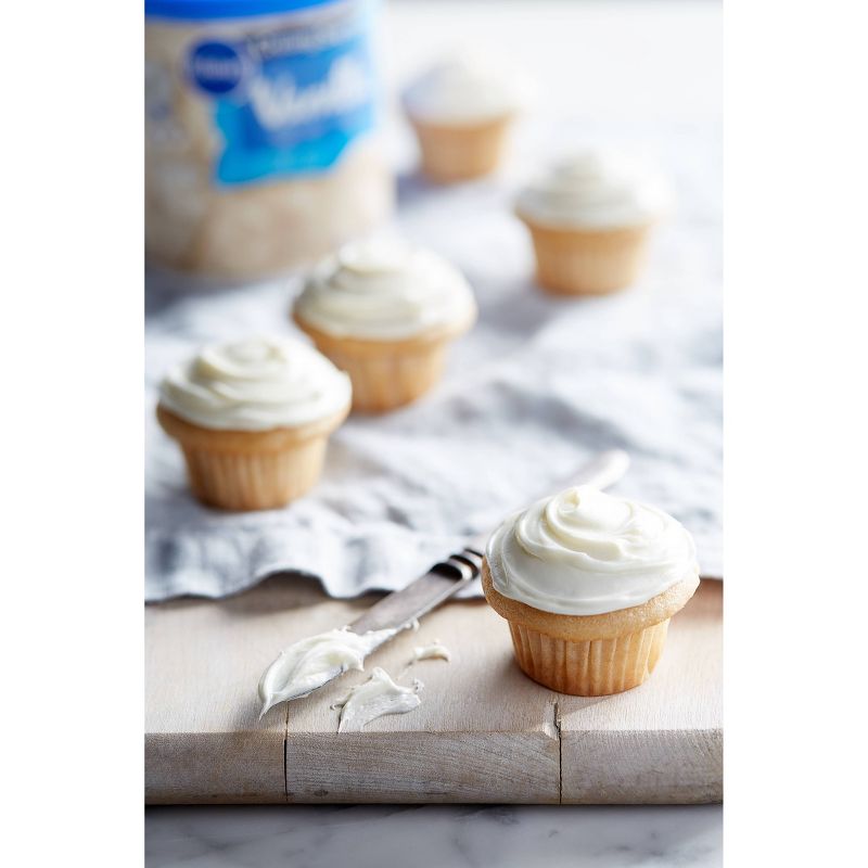 Pillsbury Creamy Supreme Vanilla Frosting - 16oz
