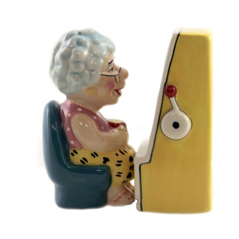 Tabletop 3.5" Casino Queen Gambling Slot Machine Pacific Trading  -  Salt And Pepper Shaker Sets