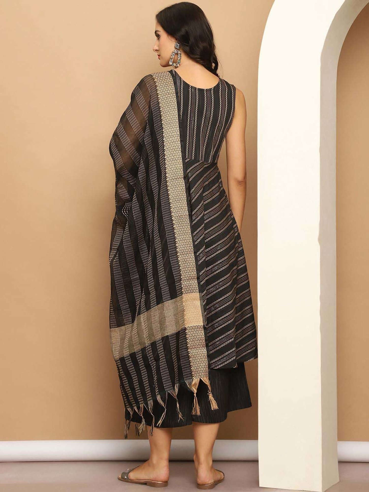 Jompers Black Woven Pattern Kurta Palazzo Set With Dupatta