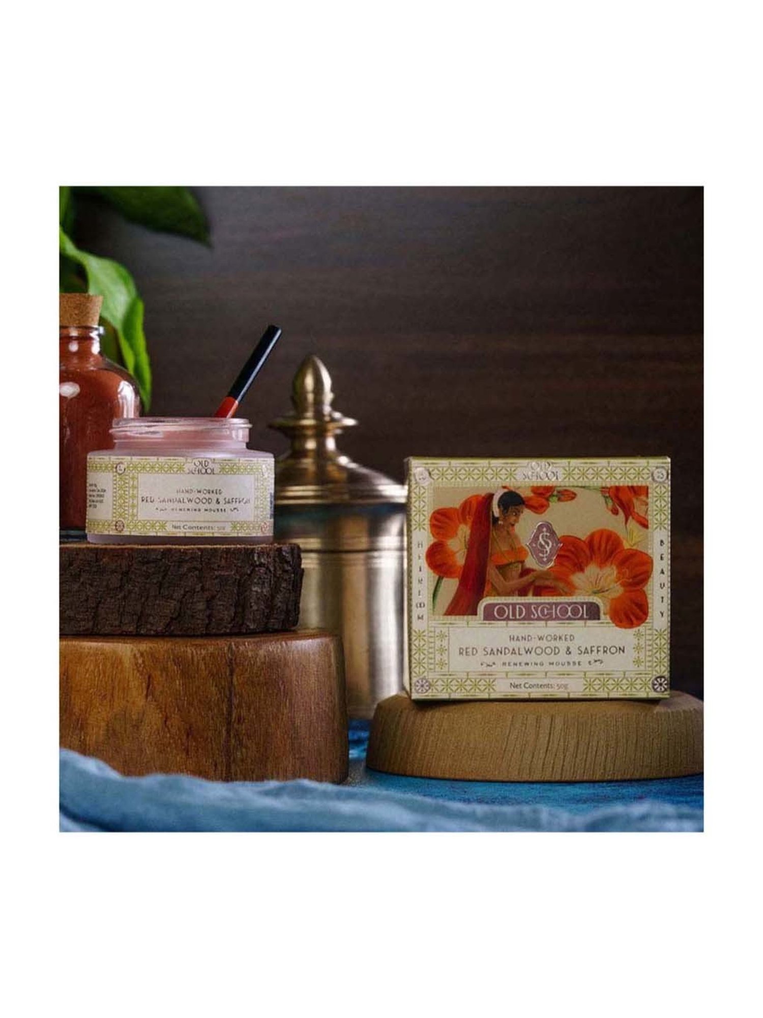 Old School Rituals Hand-Worked Red Sandalwood & Saffron Renewing Mousse - 50 gm