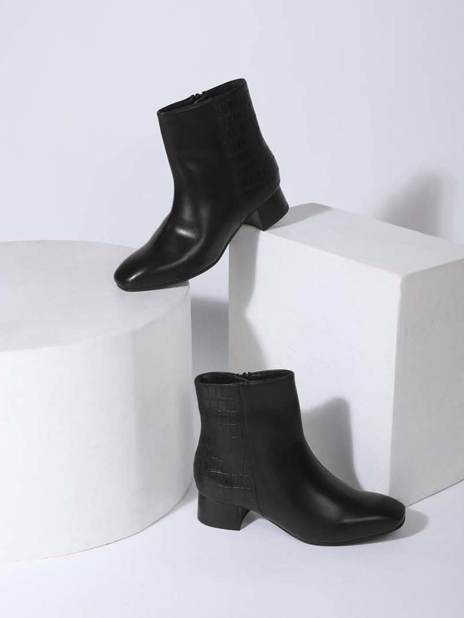 Truffle Collection Women's Black Casual Boots