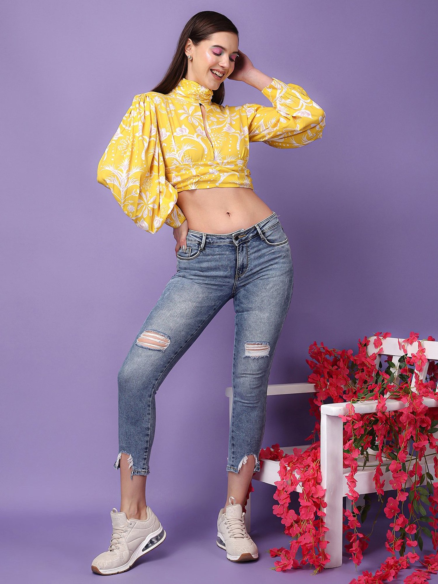 Scorpius Yellow & White Printed Crop Top