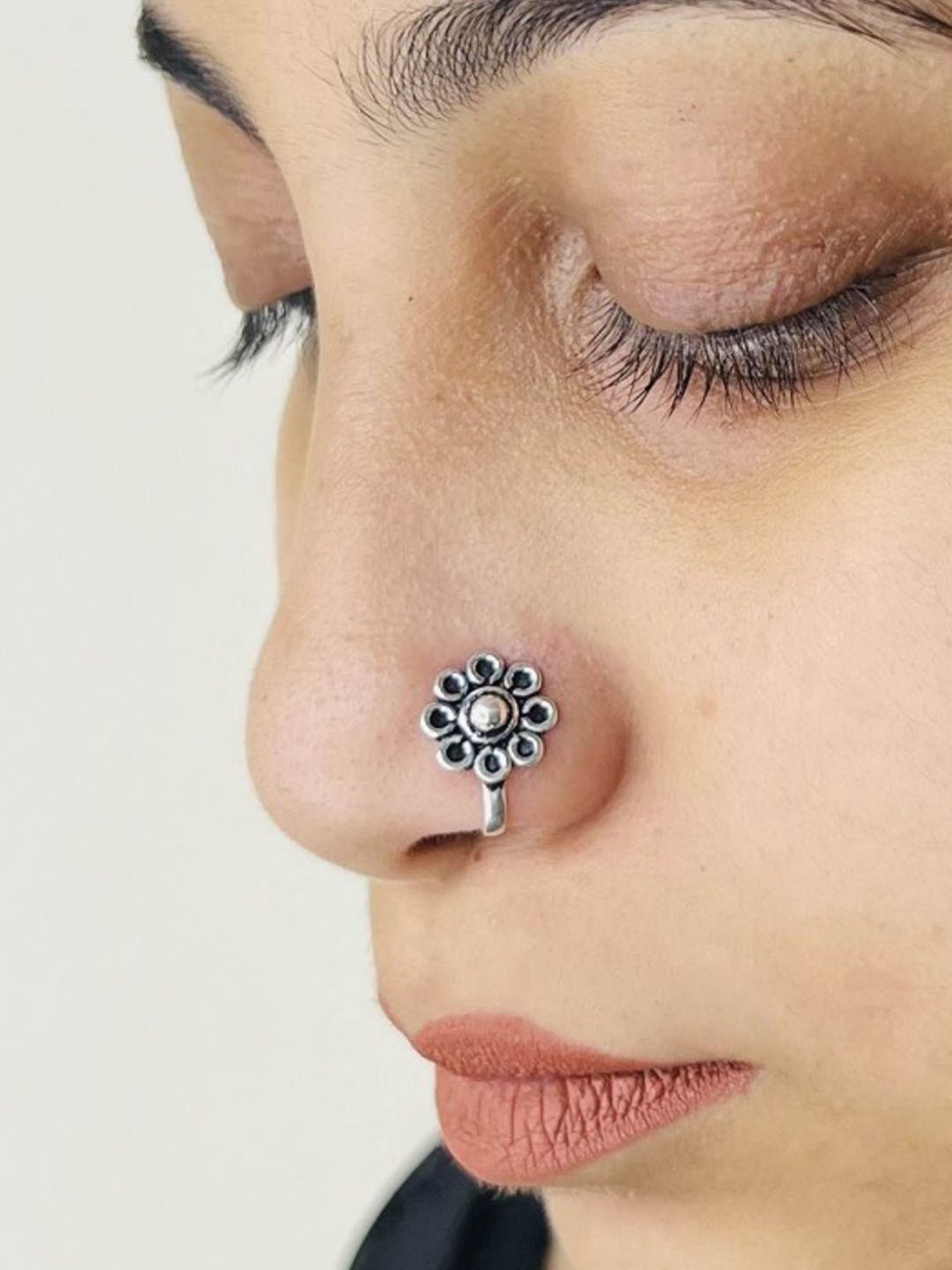 Arte Jewels 92.5 Silver handcrafted Nosepin for Women & Girls