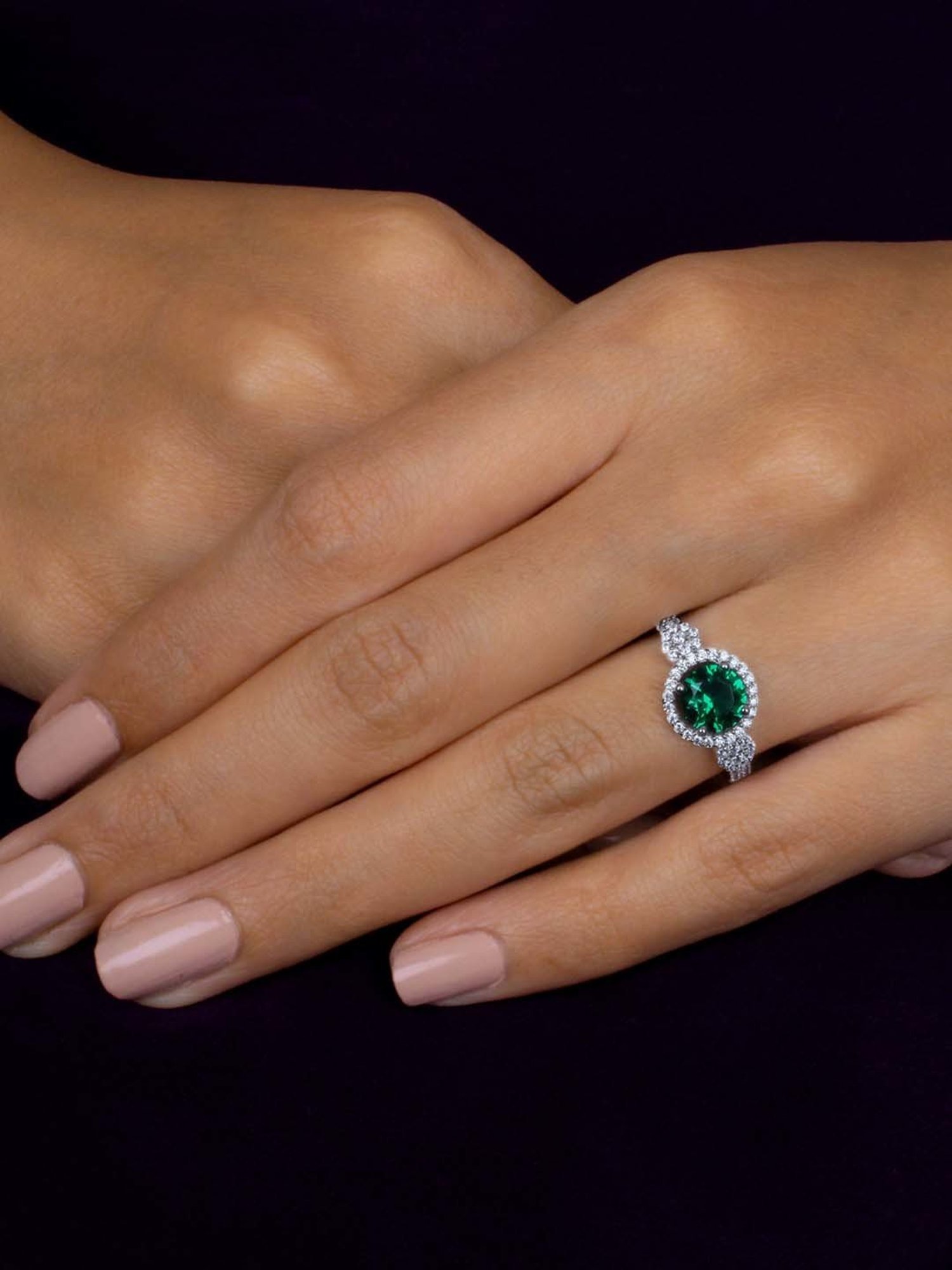 925 Silver 1 Ct Green Emerald and American Diamond Solitaire Halo Ring for Women & Girls
