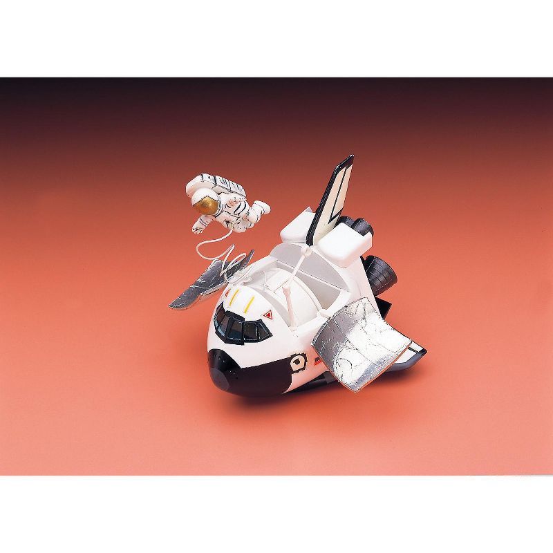 Hasegawa Eggplane Series 60106 Egg Plane Space Shuttle TH6 Aircraft Model Kit