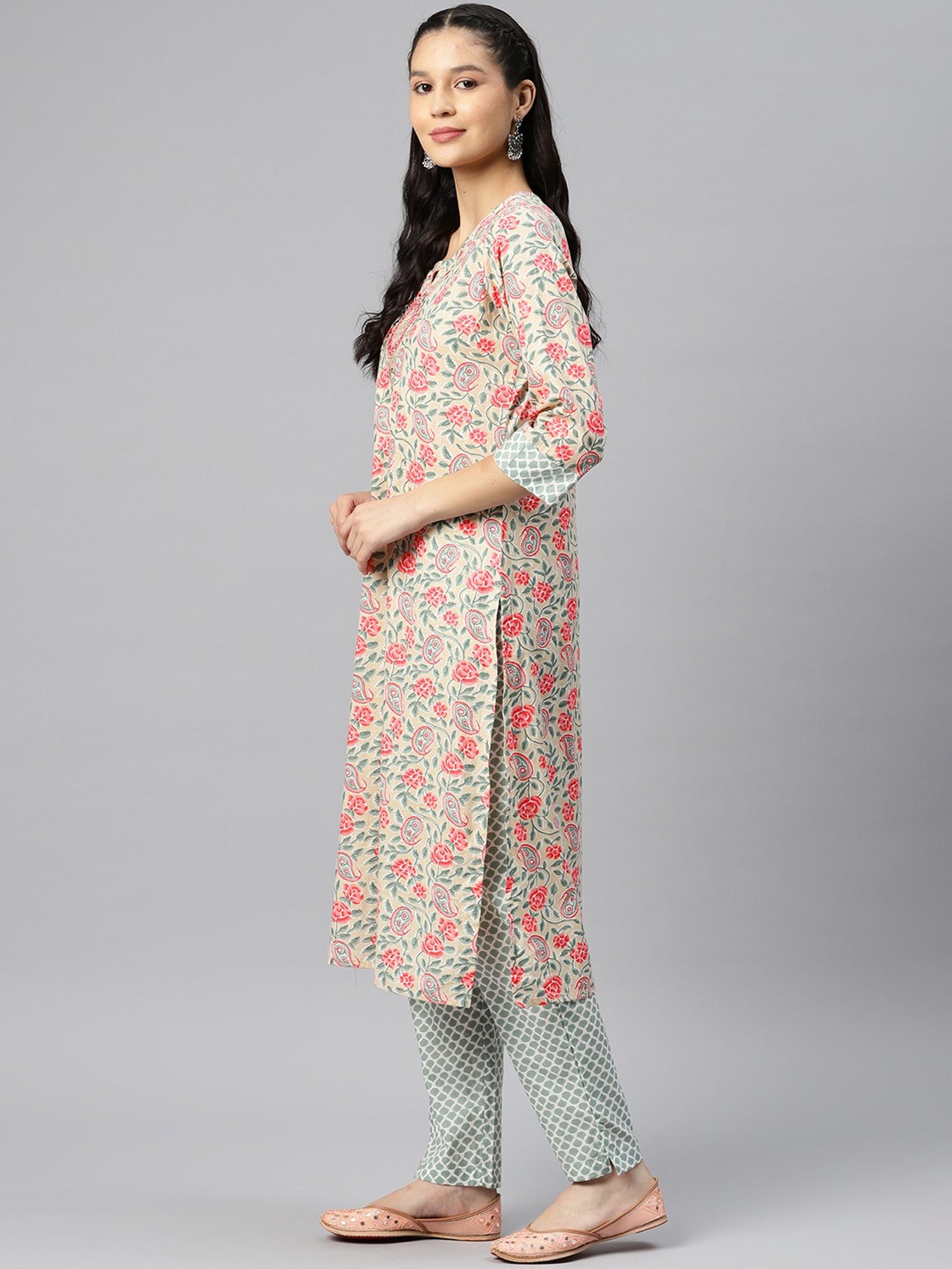 READIPRINT FASHIONS Beige & Blue Cotton Floral Print Kurta Pant Set With Dupatta