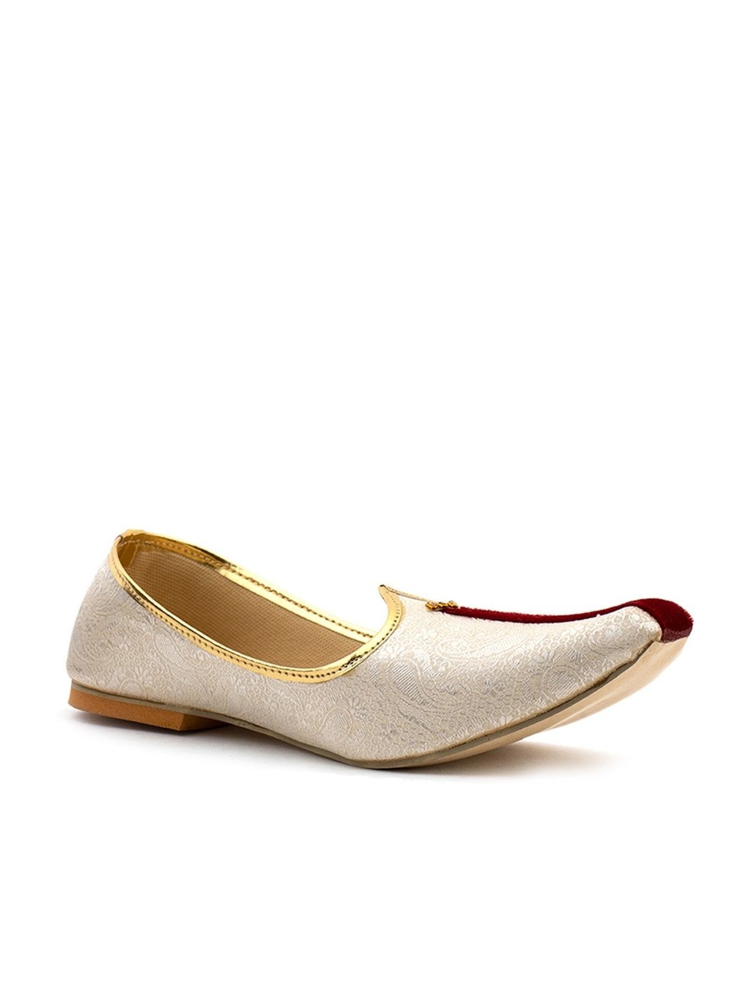 Khadim Men's Off White Ethnic Juttis