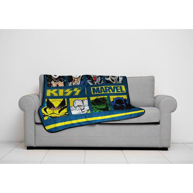 60"x90" Friends Door Sherpa Blanket