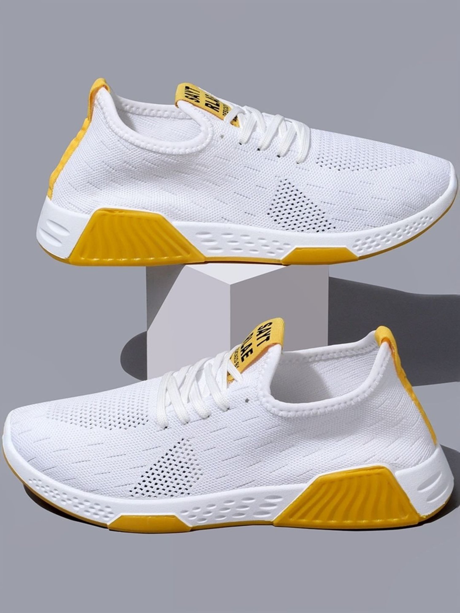 Rapid Box Men's White Running Shoes