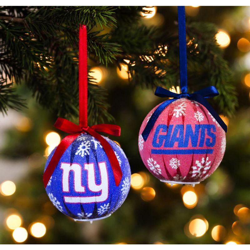 Fabrique NCAA Oregon Team Inflatable Helmet   4 ft., 4 ft Tall, Green