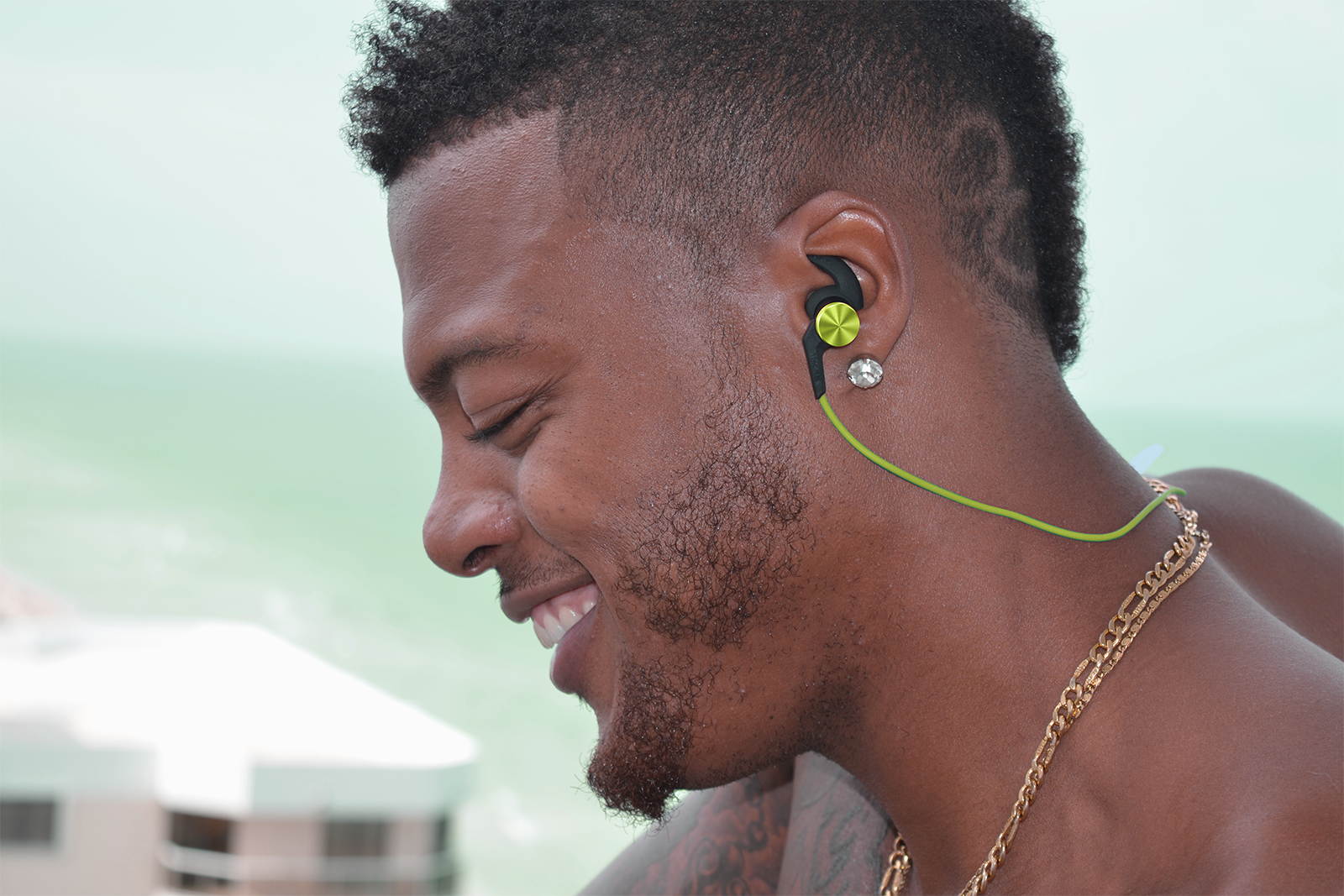 1MORE iBFree Bluetooth 4.2 Sports Earphones Wireless Headphones IPX6 Waterproof Anti Slip with Microphone - E1018BT Black