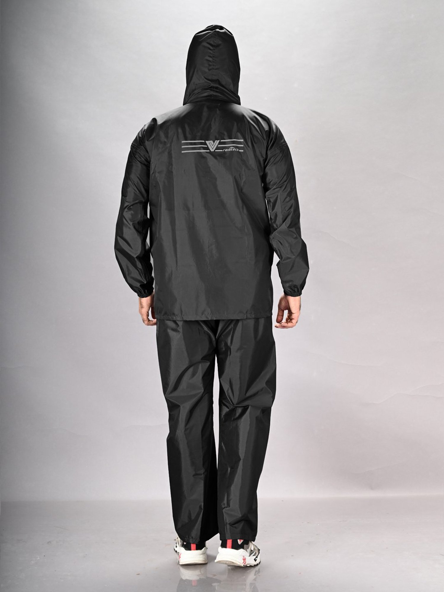 Wildcraft Red & Maroon Regular Fit Colour Block Rainwear Jacket