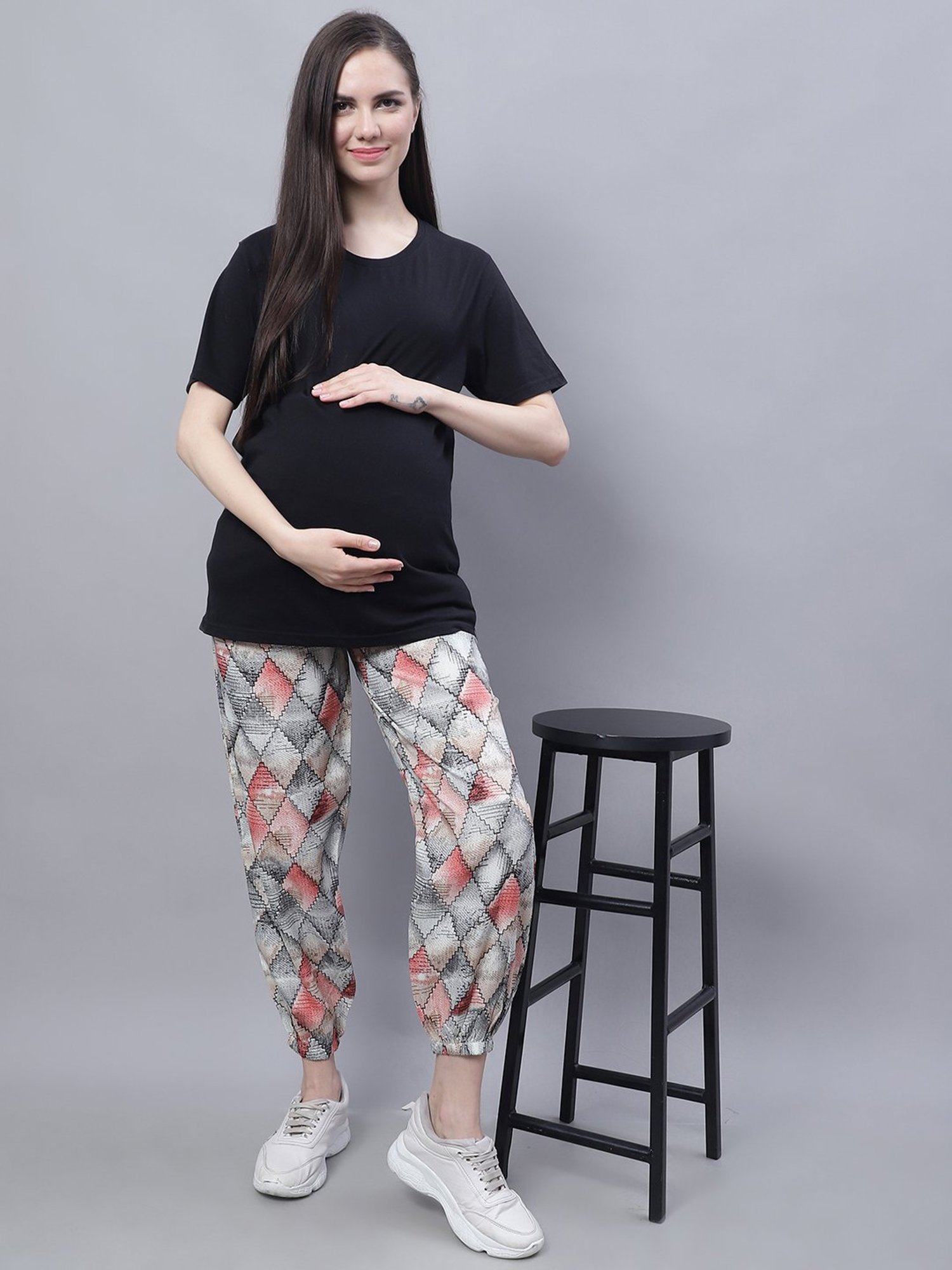Moms Maternity Grey Printed Trousers