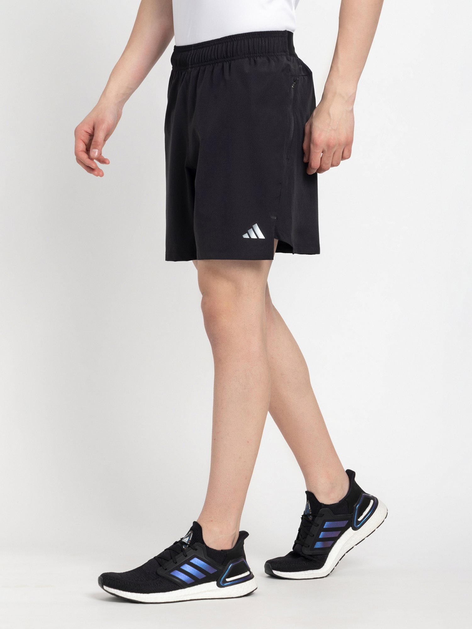 Reebok Black Regular Fit Sports Shorts