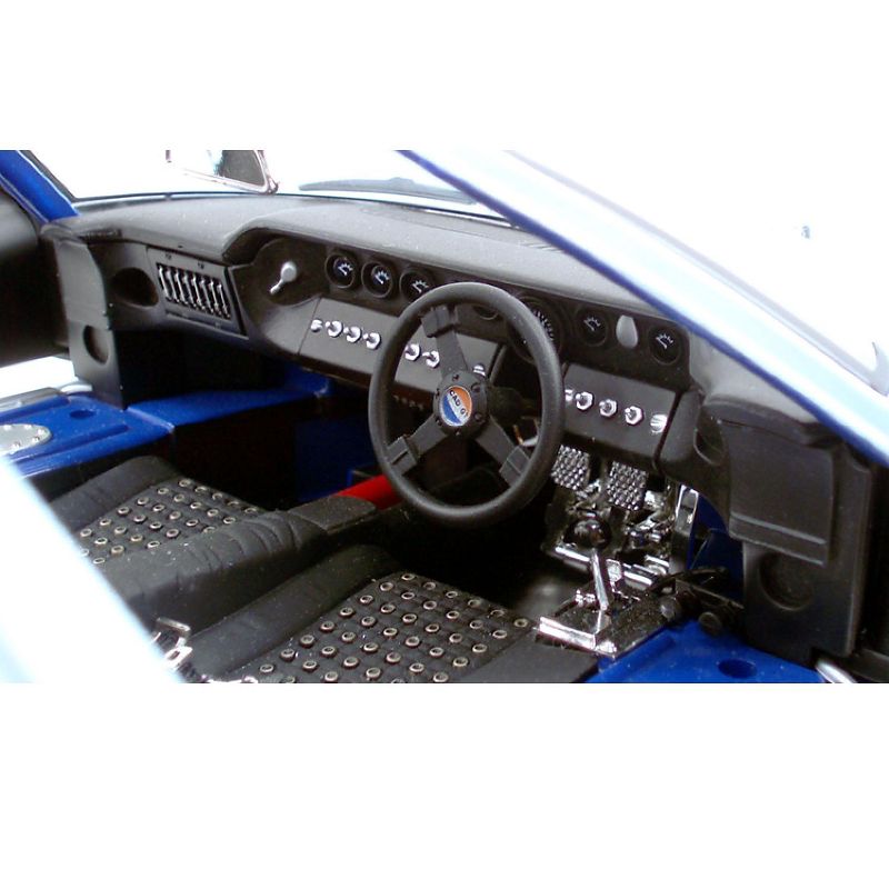 Ford GT40 MKII #1 Ken Miles - Denny Hulme 2nd Place 24H of Le Mans (1966) Ltd Ed 324 pcs 1/12 Diecast Model Car by GMP for ACME