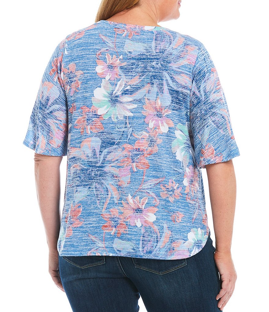 Westbound Plus Size Artistic Floral Print Crew Neck Flounce Short Sleeve Top