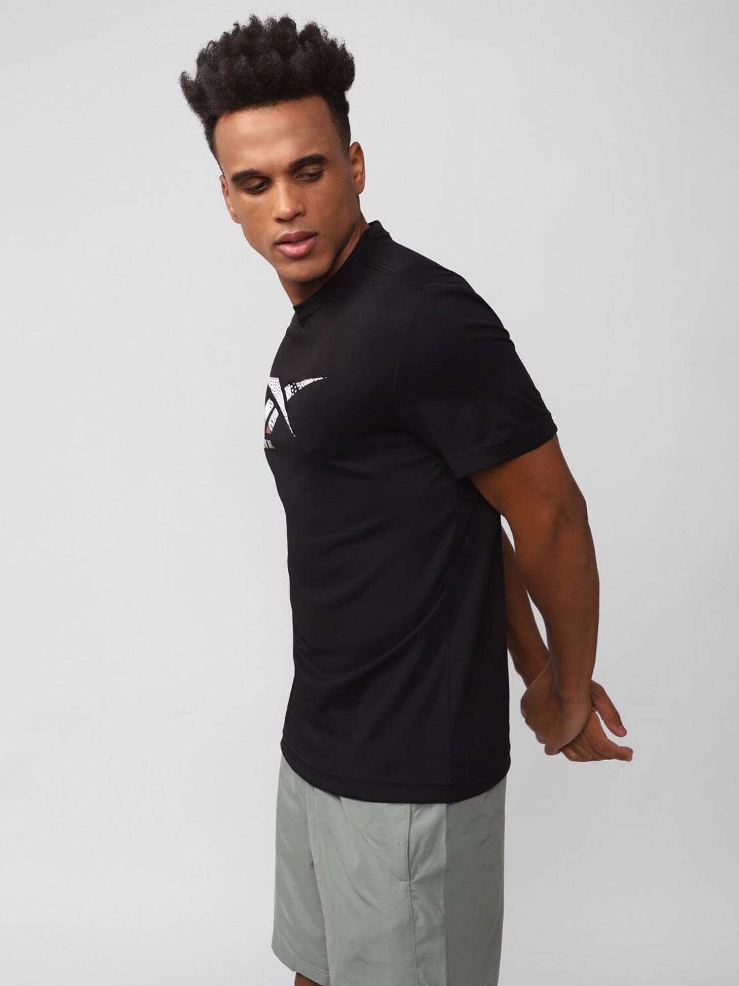 Reebok Black Slim Fit Printed T-Shirt