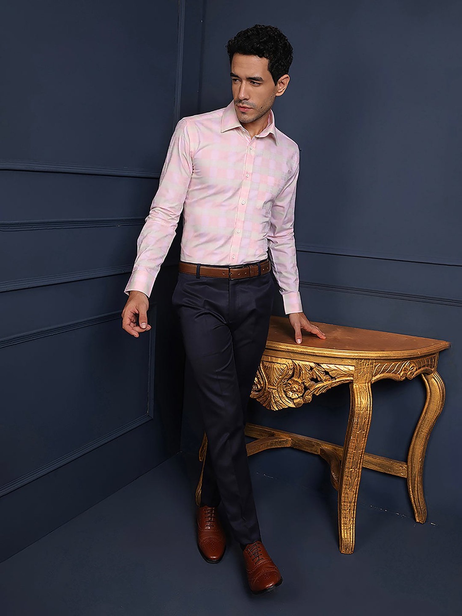 Louis Stitch Pink Cotton Regular Fit Checks Shirt