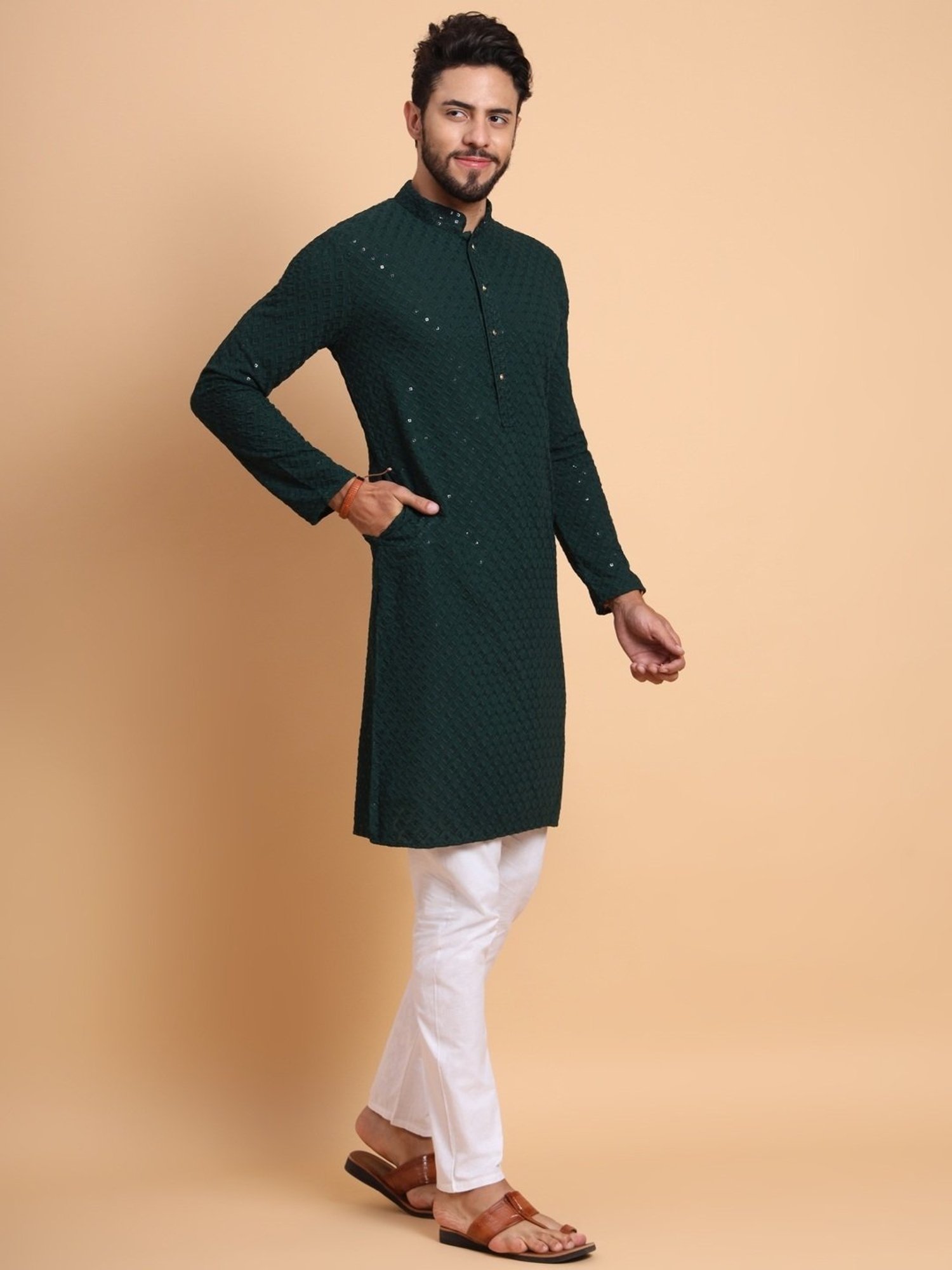 SWAGG INDIA Green Regular Fit Embroidered Kurta