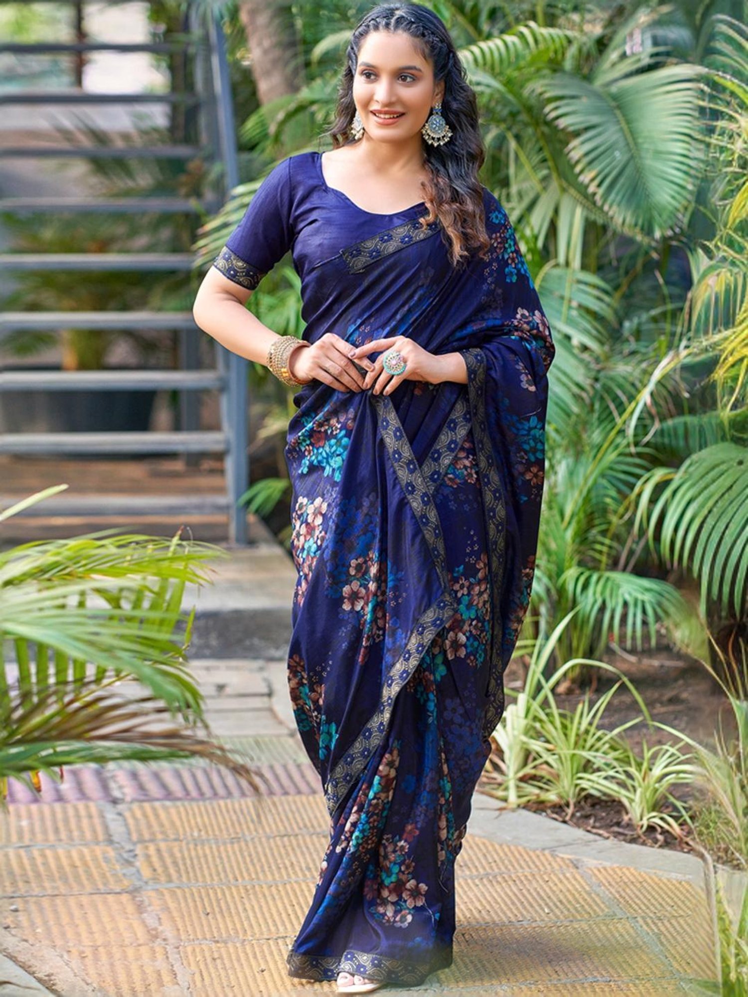 Satrani Navy Floral Print Saree With Unstitched Blouse