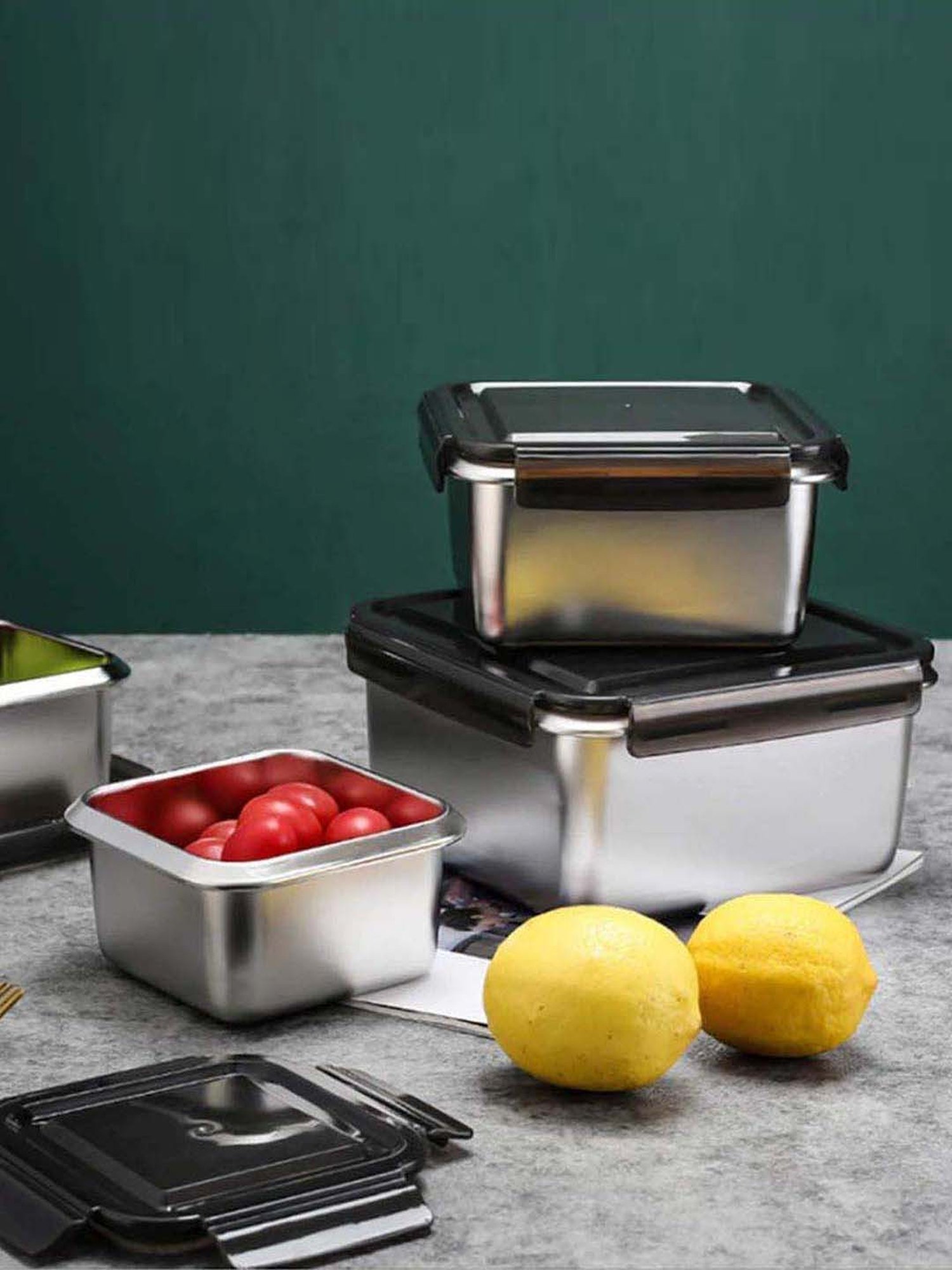 Femora Silver Steel Containers with Lid (750 ml) - Set of 2