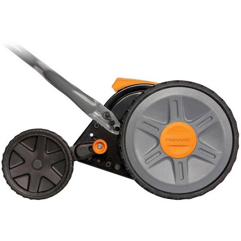 Fiskars 6208 17 in. StaySharp Push Reel Mower