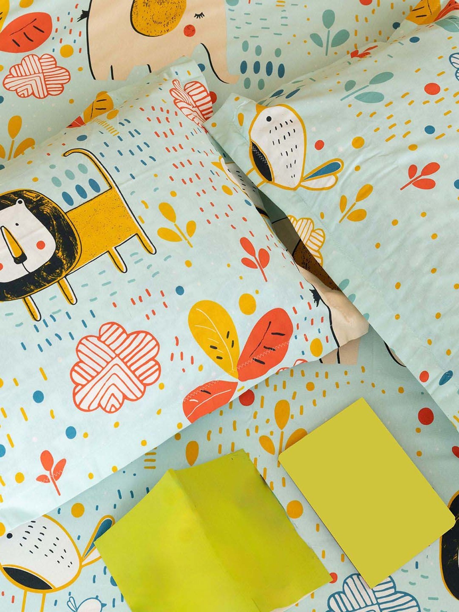 Urban Space Sky Blue Cotton 200 TC Lion King Bedsheet King Fitted with 2 Pillow Covers