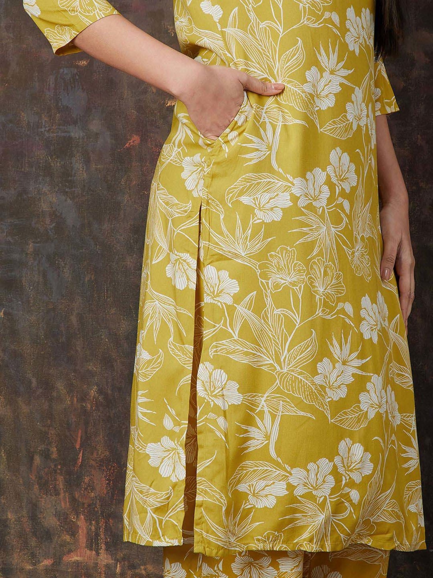 Melange by Lifestyle Yellow Printed Kurta & Pant Set