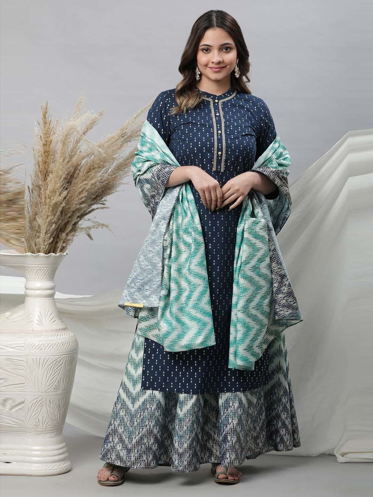 Aurelia Green Printed Dupatta