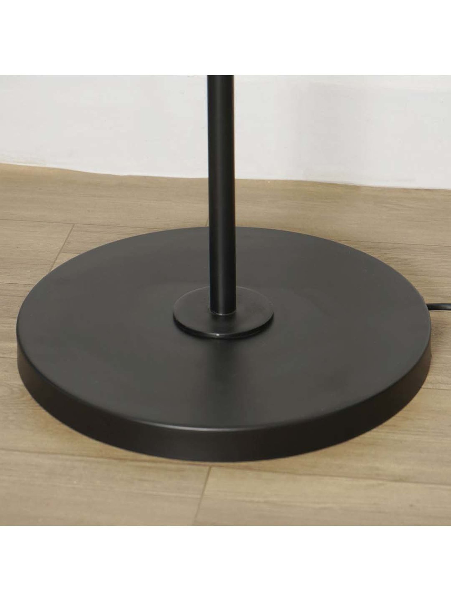 Kapoor E Illuminations Flemish Brass & Black Metal Single Light Globe Floor Lamp