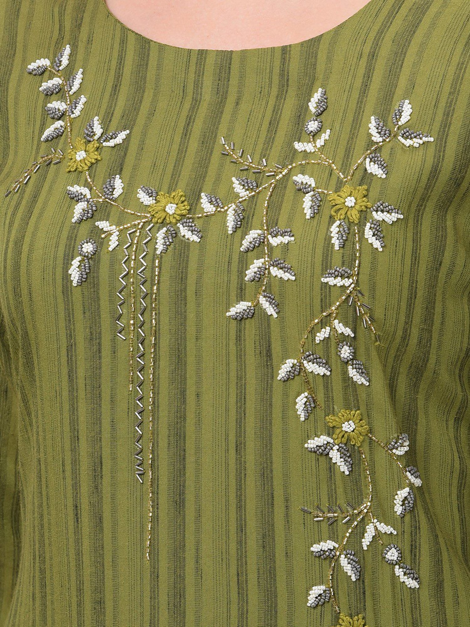 Dollar Missy Green Embroidered Straight Kurta