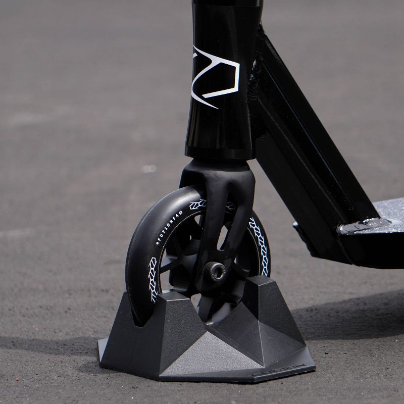 Fuzion Scooter Stand - Black