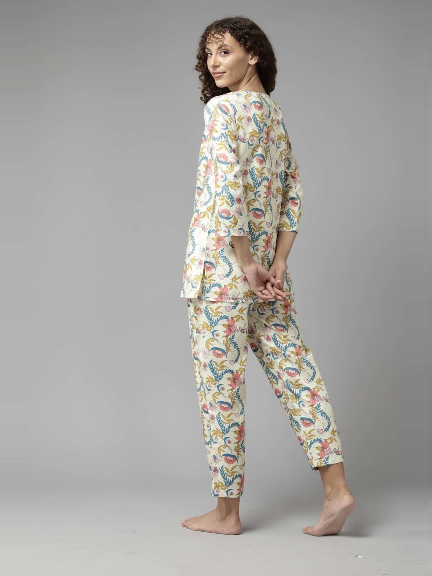 Prakrti Off-White Floral Print Top Pant Set