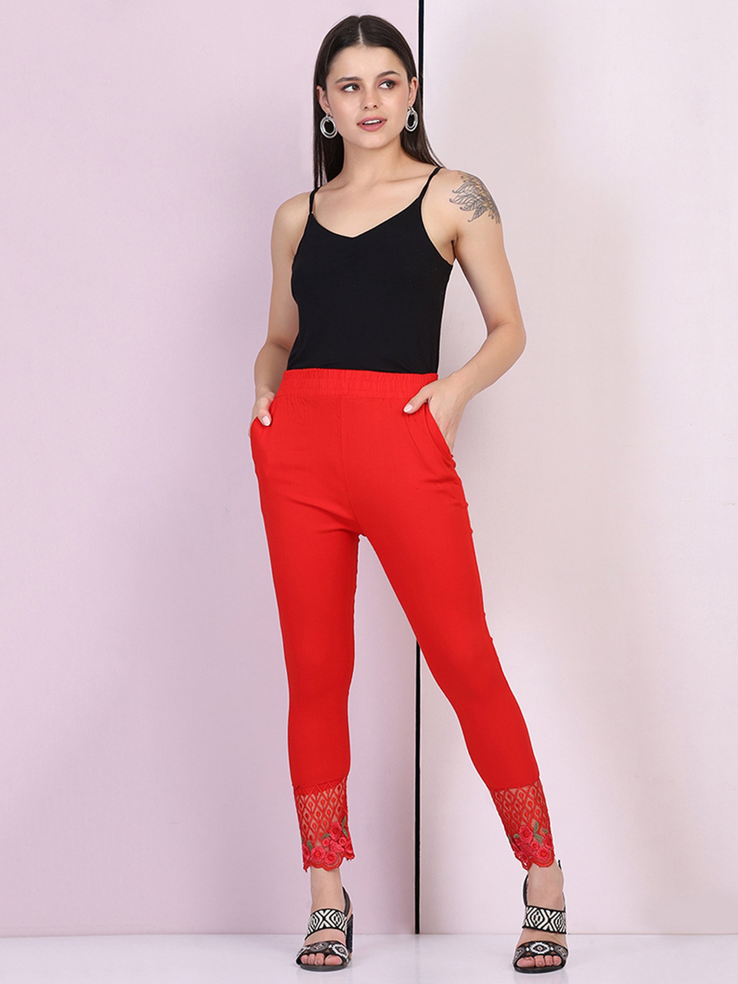 BUYNEWTREND Red Embroidered Leggings