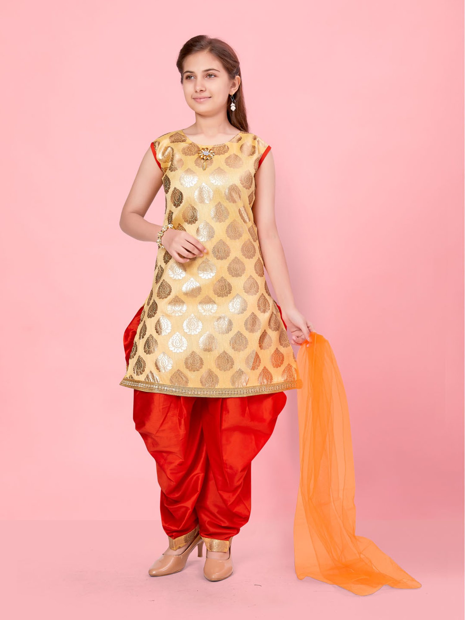 Aarika Kids Yellow & Orange Printed Kurti, Salwar with Dupatta