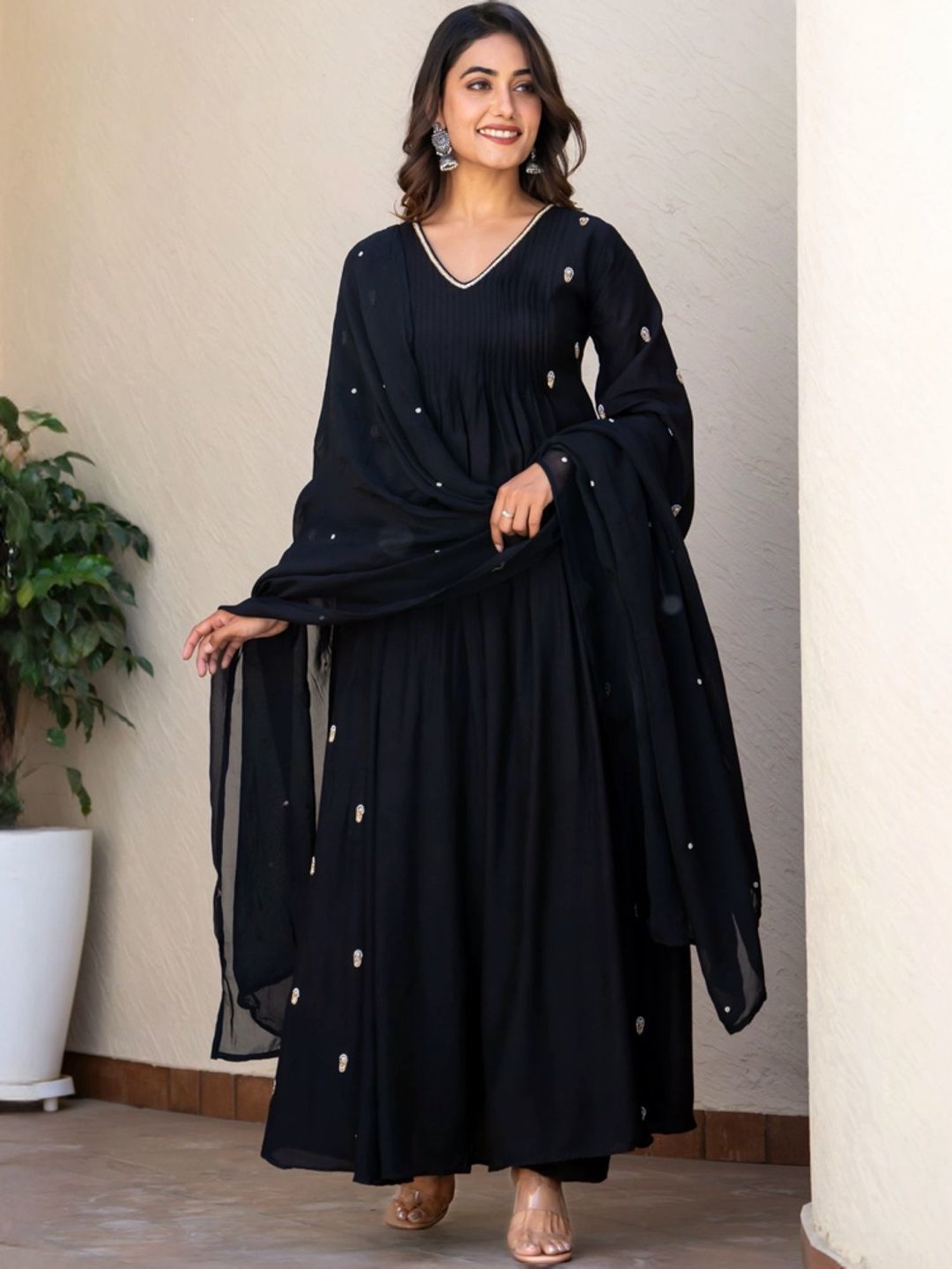 HOUSE OF JAMOTI Black Embellished Kurta Pant Set With Dupatta