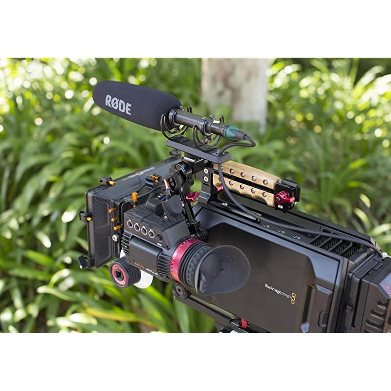 SM3R Camera Shoe Microphone Shock Mount with Rycote Lyre Suspension